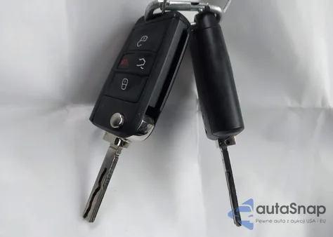 2020 Volkswagen Jetta 1.4T R-Line/1.4T S/1.4T Se z USA, uszkodzony, nr VIN 3VWC57BU2LM079225